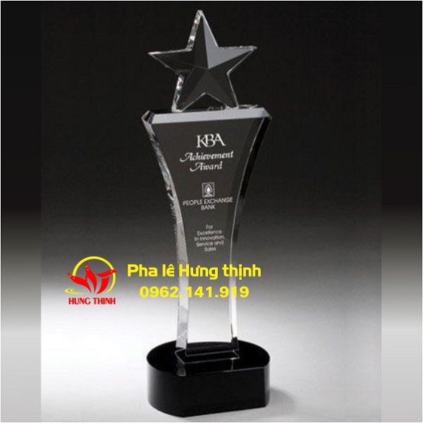 Pha lê Hưng Thịnh – địa chỉ cung cấp quà tặng pha lê uy tín, chất lượng Pha lê Hưng Thịnh – địa chỉ cung cấp quà tặng pha lê uy tín, chất lượng